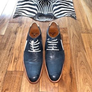 John Fluevog Size 11 lace up formal shoes